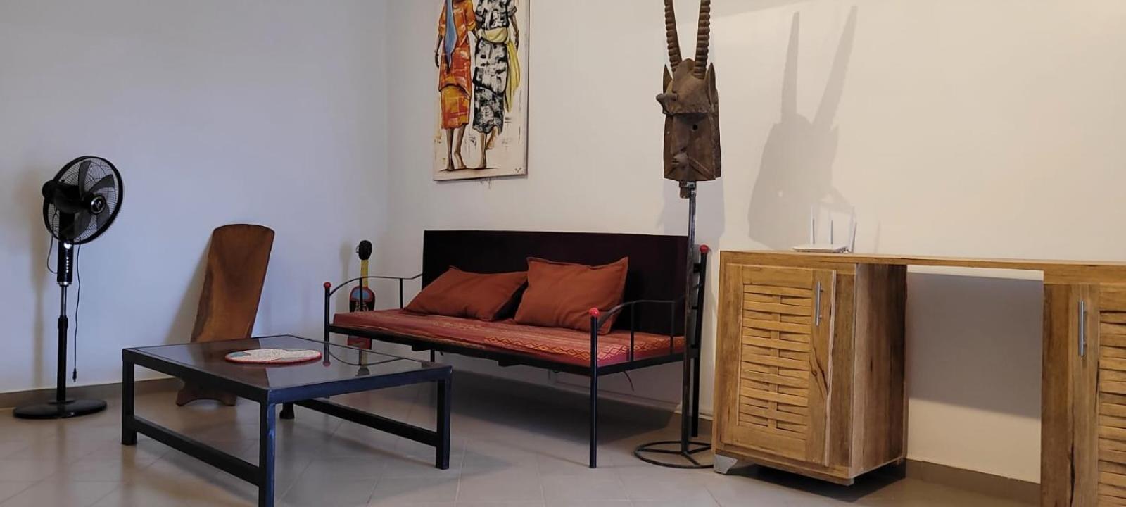Villa Saraba 索蒙 外观 照片