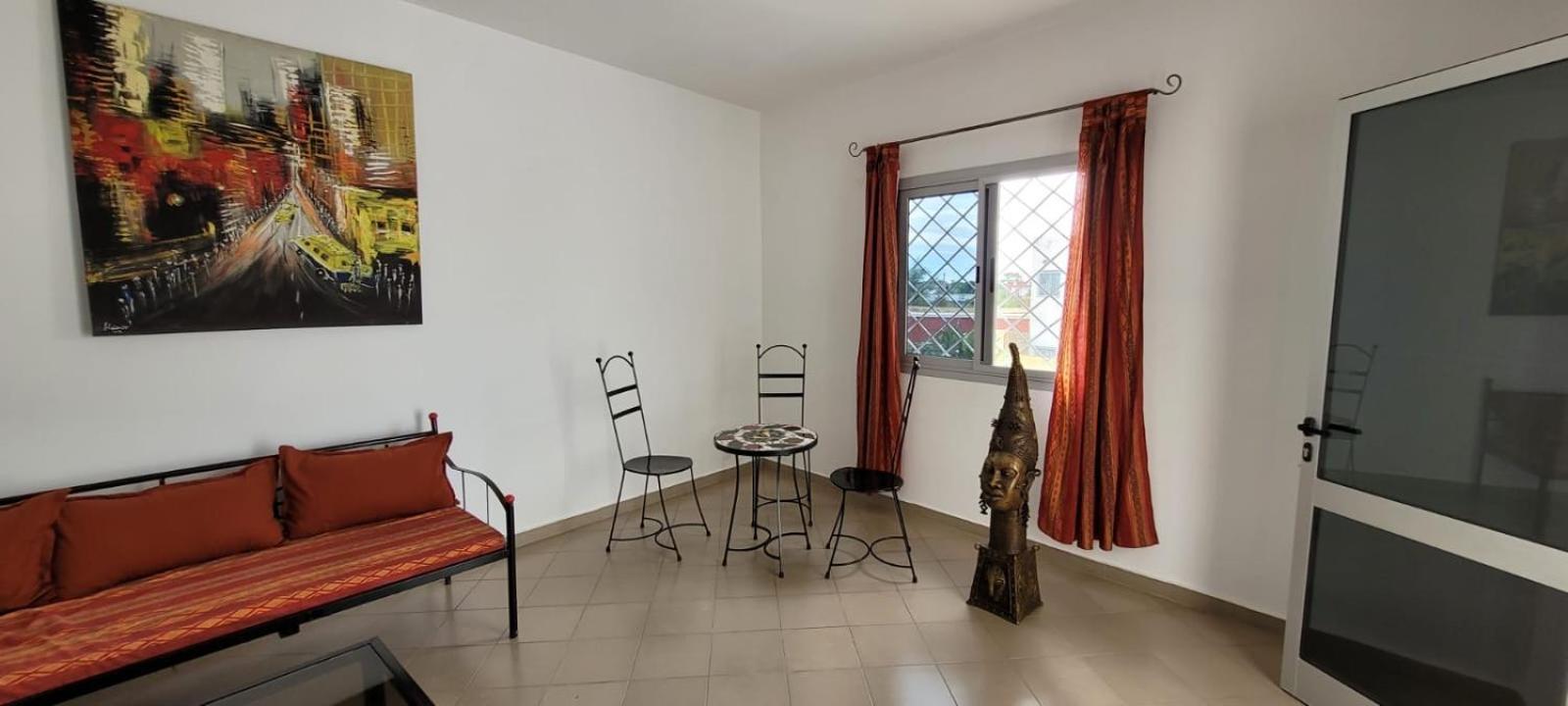 Villa Saraba 索蒙 外观 照片