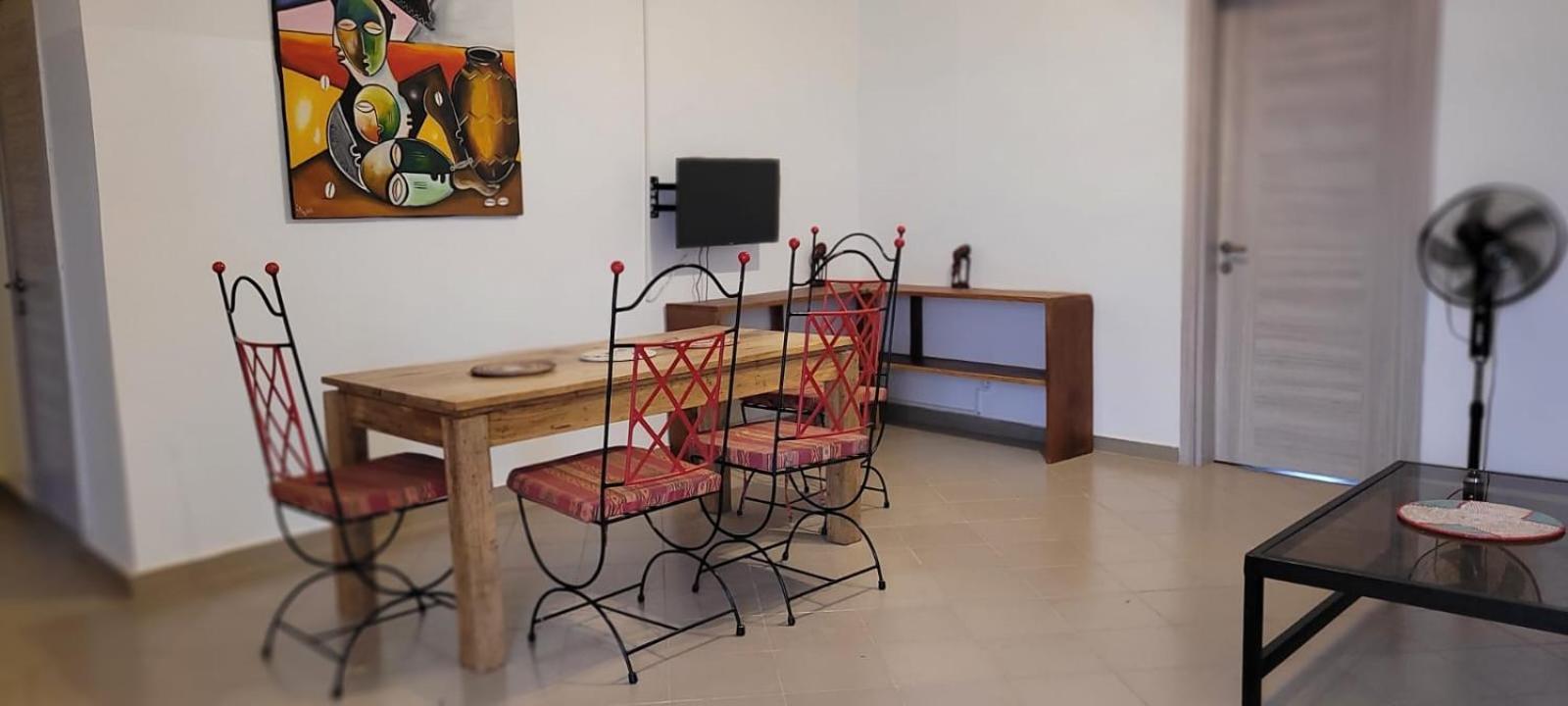 Villa Saraba 索蒙 外观 照片